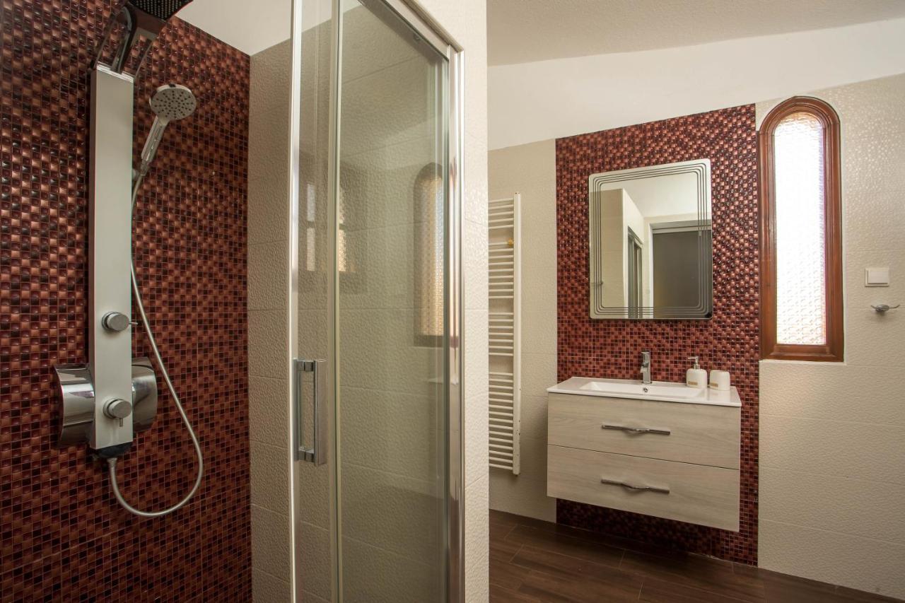 Hriska Luxury Villa Ixia  Eksteriør billede