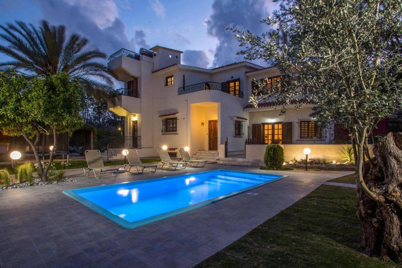 Hriska Luxury Villa Ixia  Eksteriør billede
