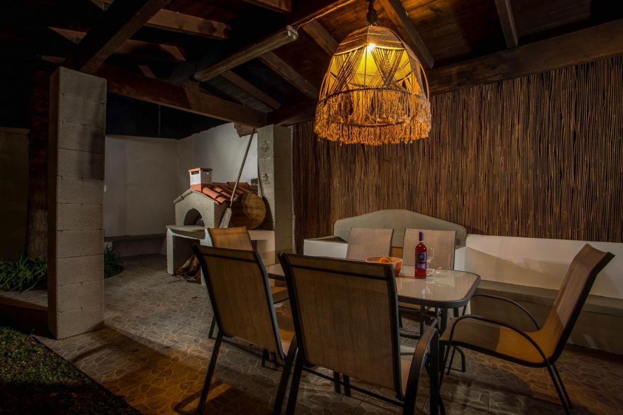 Hriska Luxury Villa Ixia  Eksteriør billede